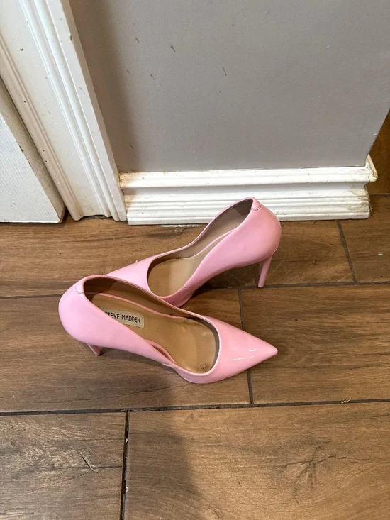 Steve Madden Shoes - Picture 1 of 2